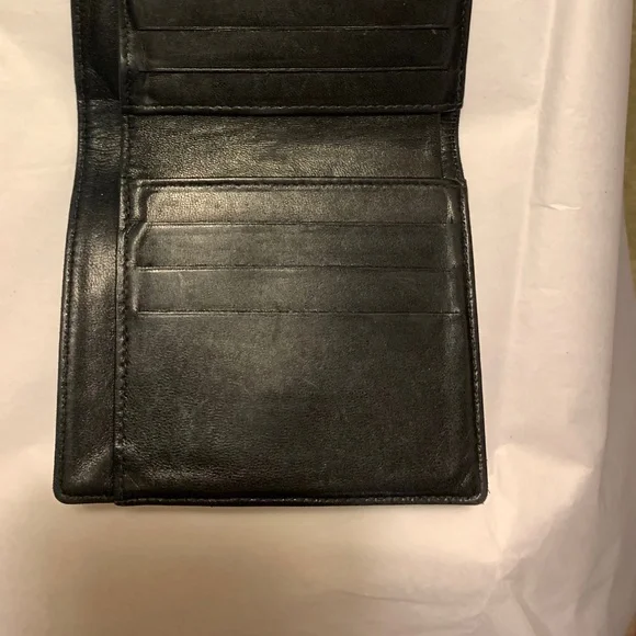 CHANEL BLACK CC Wallet, Vintage - Picture 5 of 10